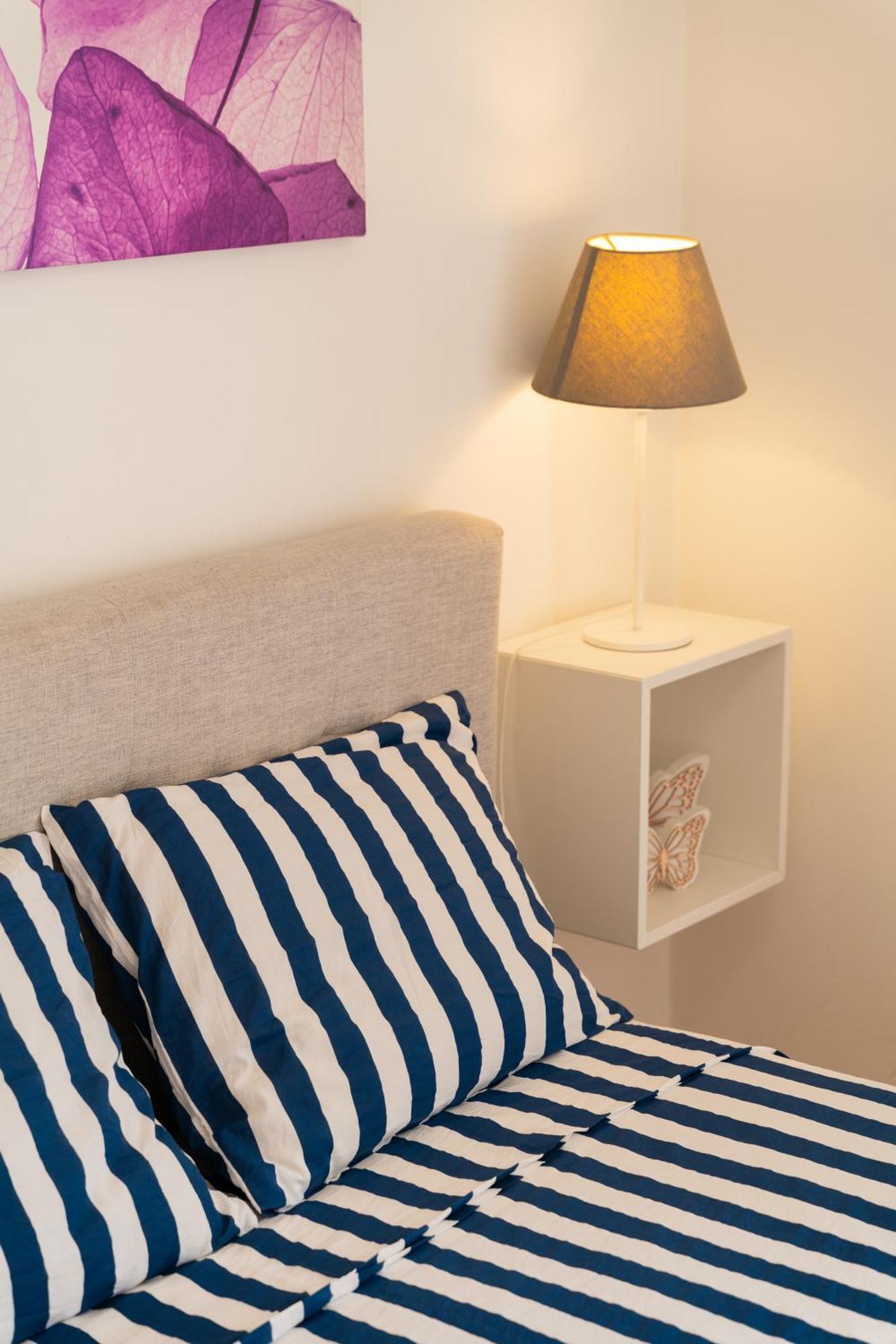 Blue Dawn Center Flat Apartment Larnaca Bagian luar foto