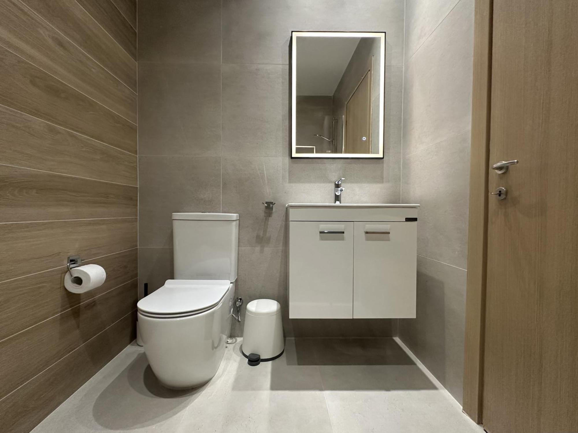 Blue Dawn Center Flat Apartment Larnaca Bagian luar foto