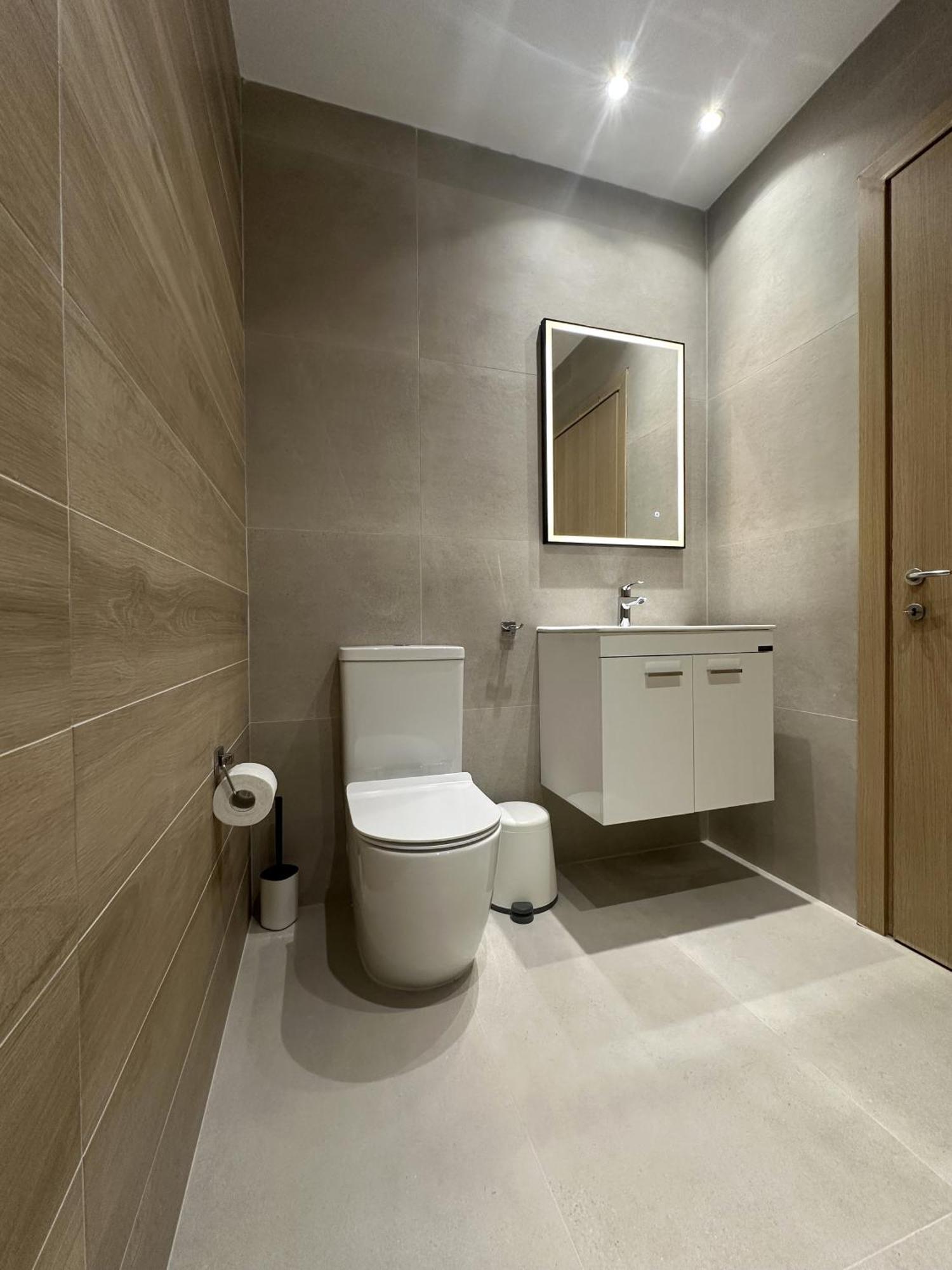 Blue Dawn Center Flat Apartment Larnaca Bagian luar foto